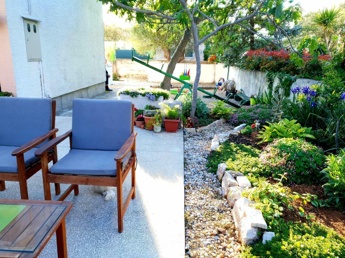 Apartments Oliva Vodice Buitenkant foto